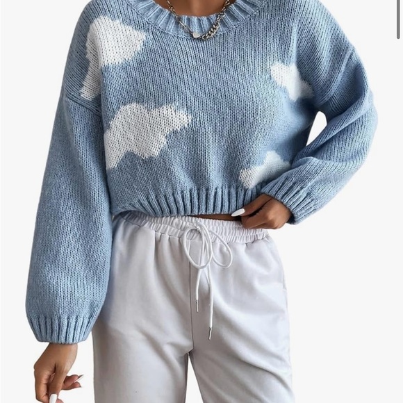 Amazon Blue and White Patterned Sweater - Picture 1 of 3